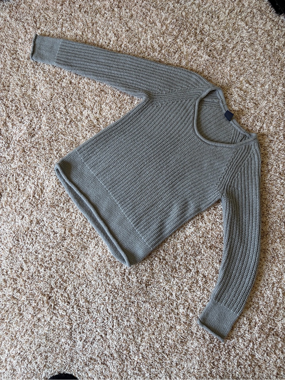 Gap Women’s Gray Rolled V Neck Sweater Sz M